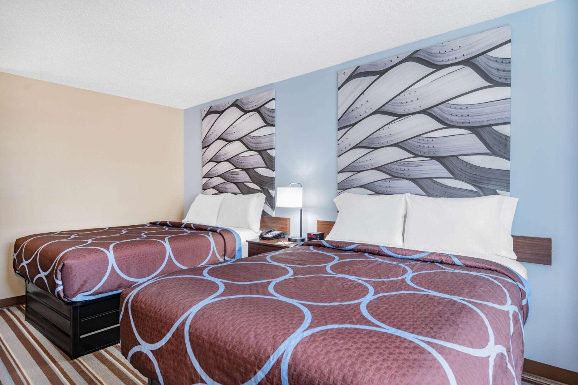 Super 8 By Wyndham Joliet Hotel Luaran gambar